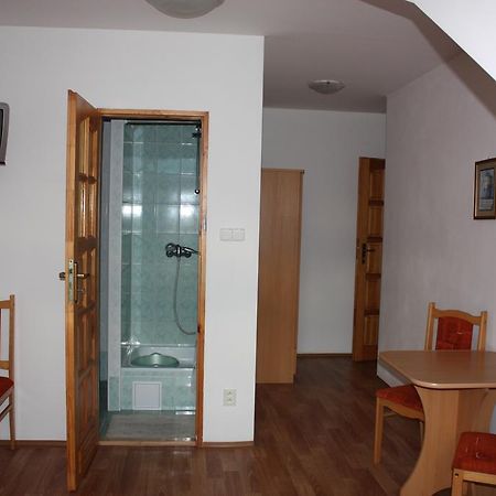 Privat Zavacky Apartment Lubica Exterior photo